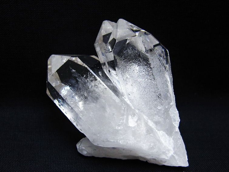 水晶 クラスター 原石 アーカンソー産 一点物 172-4103