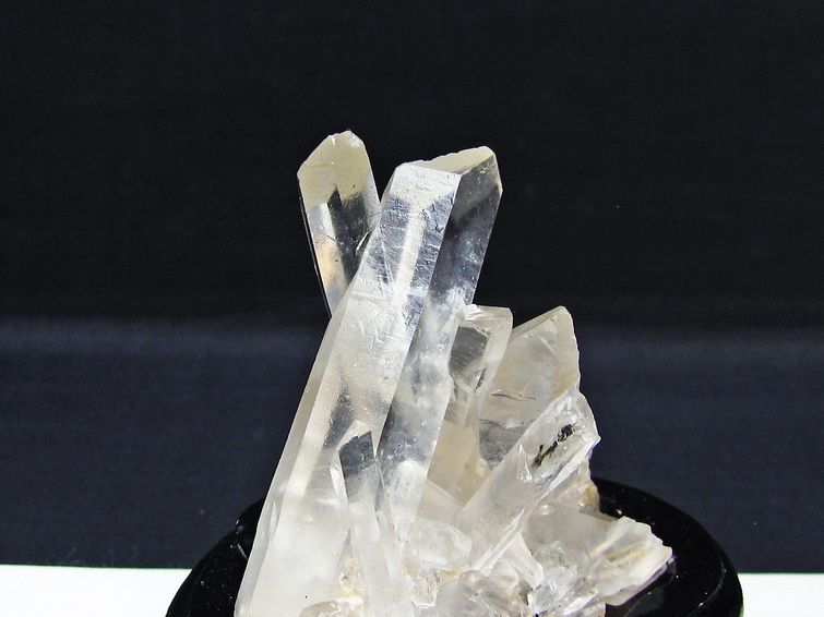 水晶 クラスター マダガスカル産 台座付属 水晶 原石 一点物 172-4306