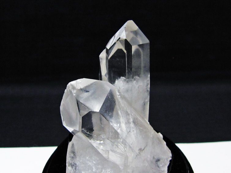 水晶 クラスター マダガスカル産 台座付属 水晶 原石 一点物 172-4347