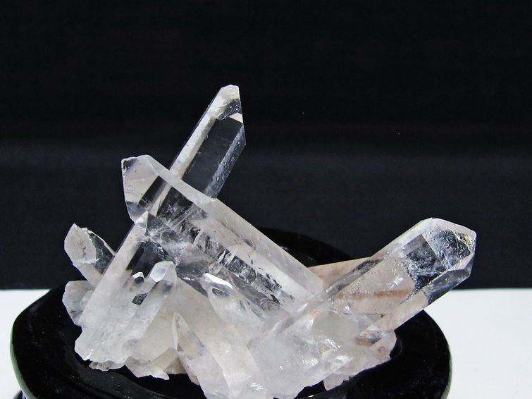 水晶 クラスター マダガスカル産 台座付属 水晶 原石 一点物 172-4365