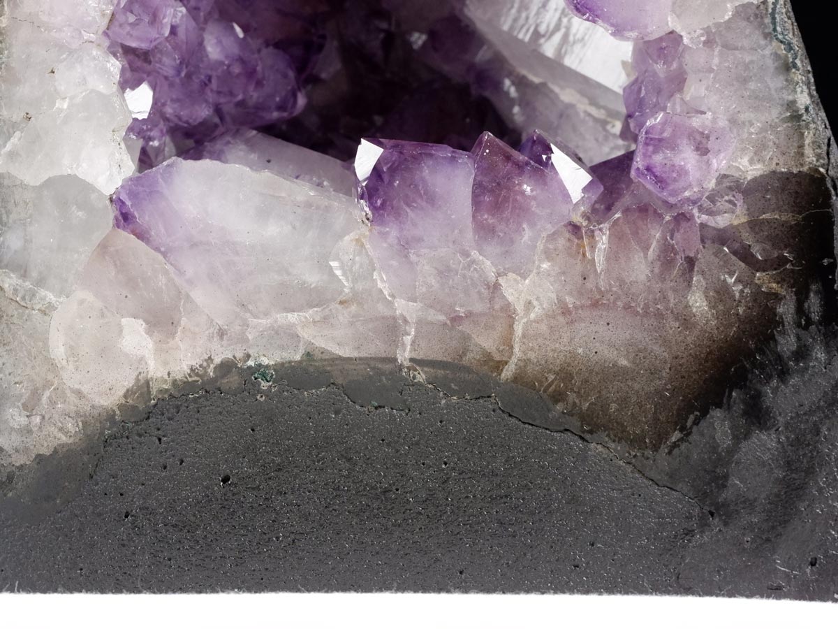 7.4Kg アメジストドーム ブラジル産 原石 置物 アメジスト ドーム amethyst ジオード 一点物 174-1858