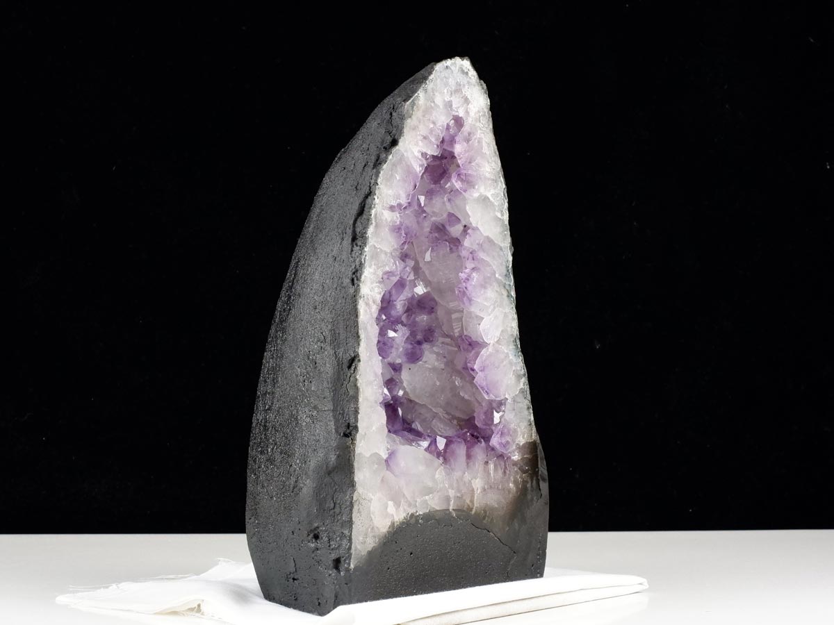 7.4Kg アメジストドーム ブラジル産 原石 置物 アメジスト ドーム amethyst ジオード 一点物 174-1858