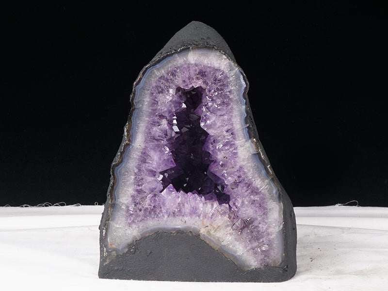 7.8Kg アメジストドーム ブラジル産 アメジスト ドーム 原石 amethyst 風水 dome 一点物 174-1911