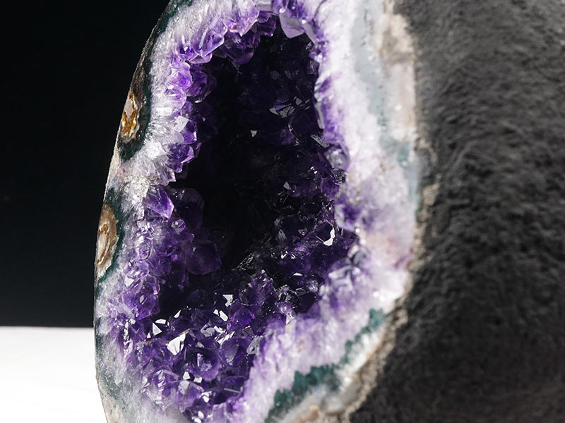 2.4Kg アメジストドーム ウルグアイ産 アメジスト サークルジオード 原石 amethyst 一点物 174-1975