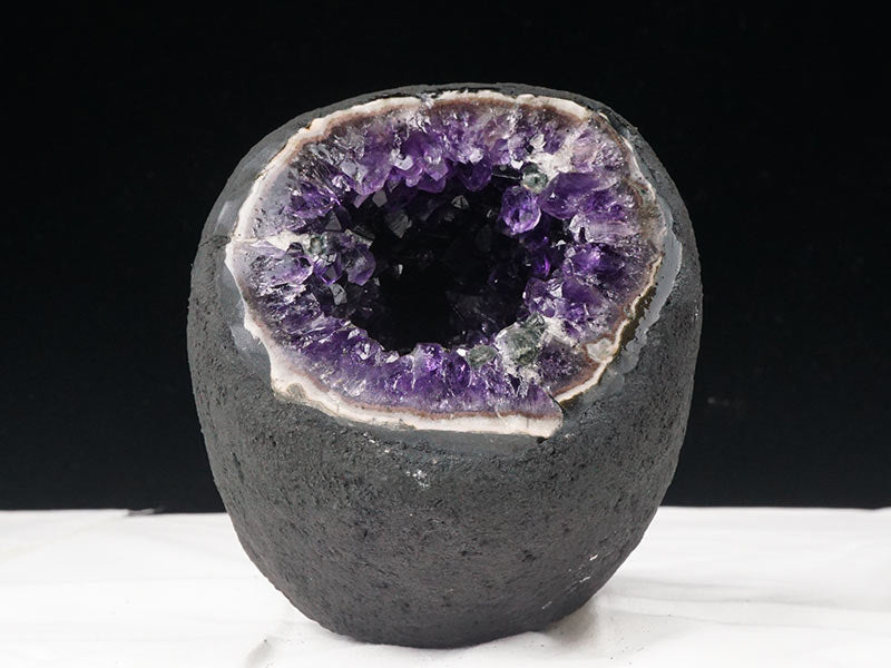 1.6Kg アメジストドーム ウルグアイ産 アメジスト サークルジオード 原石 amethyst 一点物 174-1980