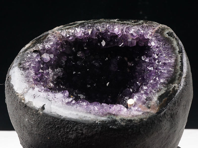 1.7Kg アメジストドーム ウルグアイ産 アメジスト サークルジオード 原石 amethyst 一点物 174-1987