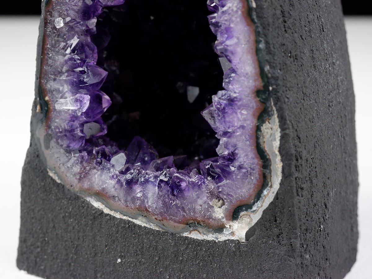 アメジストドーム ウルグアイ産 ジオード カペーラ amethyst 一点物 174-2172