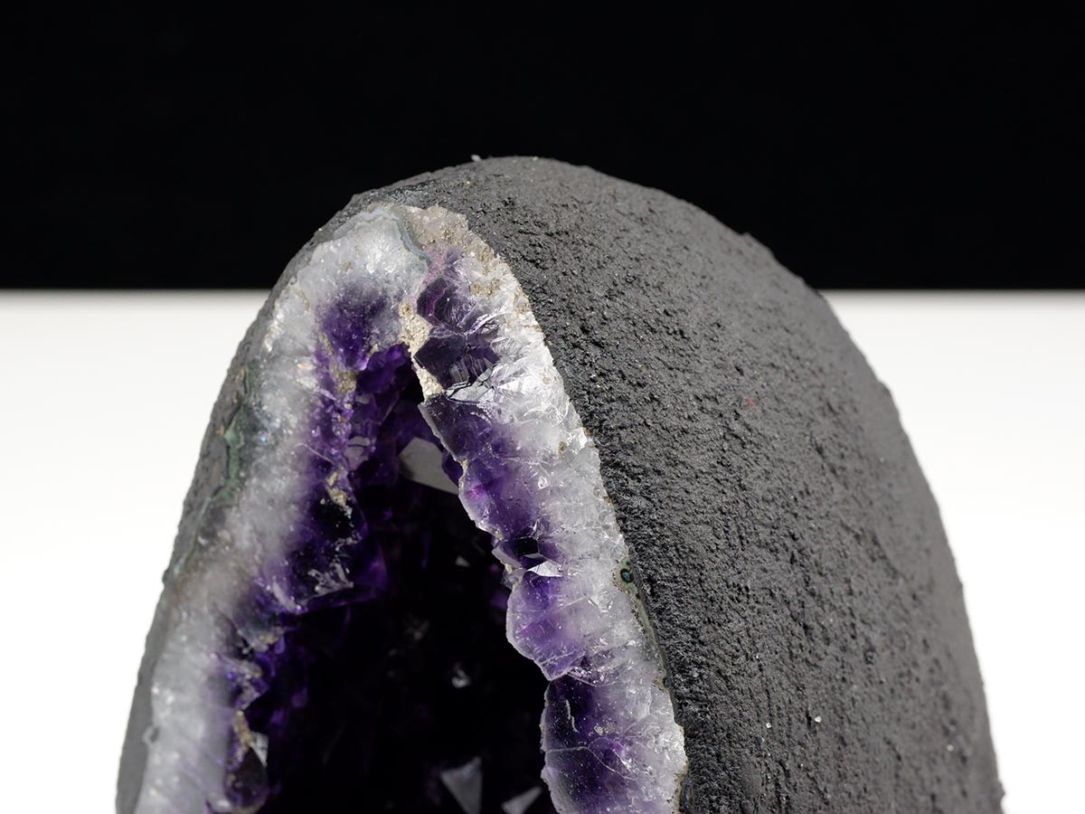 アメジストドーム 2.1Kg ウルグアイ産 ジオード カペーラ amethyst 一点物 174-2182