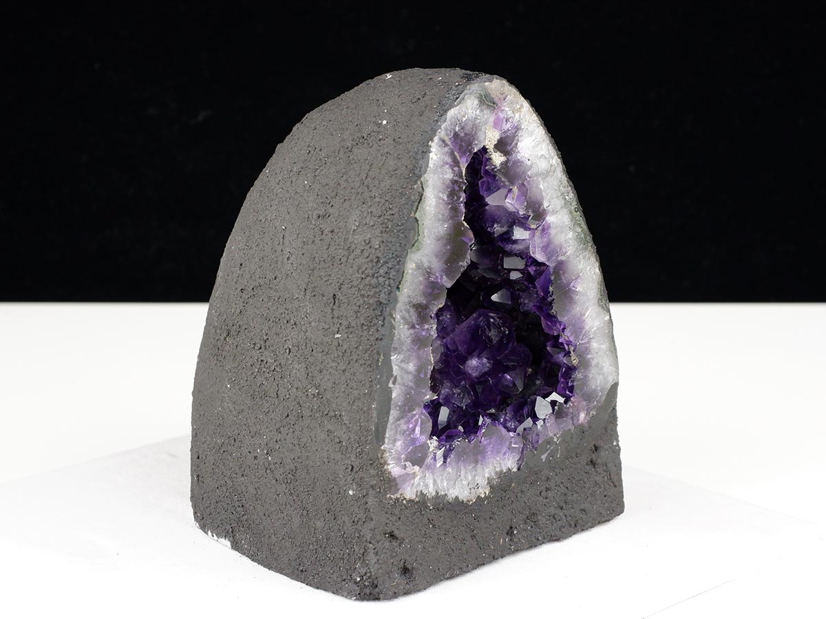 アメジストドーム 2.1Kg ウルグアイ産 ジオード カペーラ amethyst 一点物 174-2182