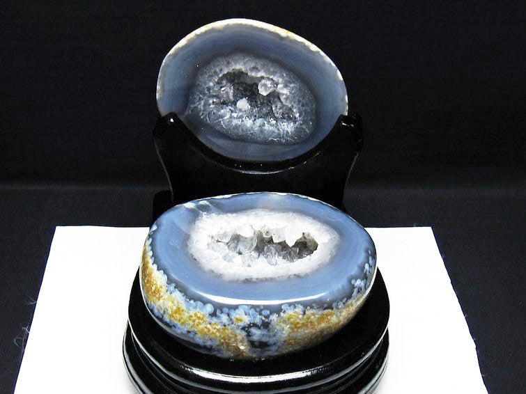 1.1Kg トレジャーメノウ アゲート 台座付属 原石 置物 一点物 175-1427