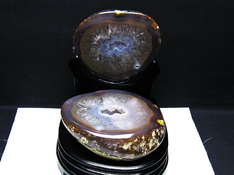 1.7Kg トレジャーメノウ アゲート ジオード 台座付属 一点物 175-1507