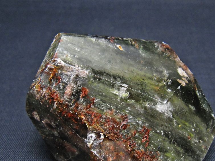 グリーンファントム 原石 ファントムクォーツ 一点物 181-4651