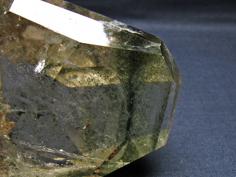 グリーンファントム 原石 ファントムクォーツ 一点物 181-4658