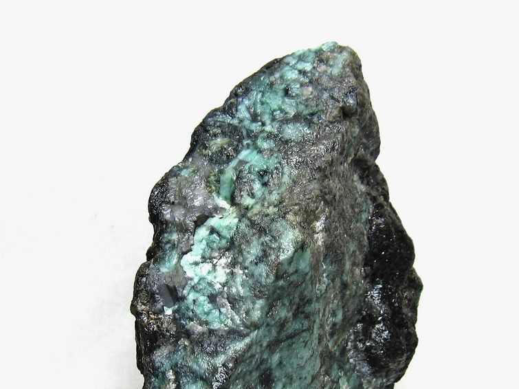 2Kg エメラルド 原石 台座付属 一点物 181-4688