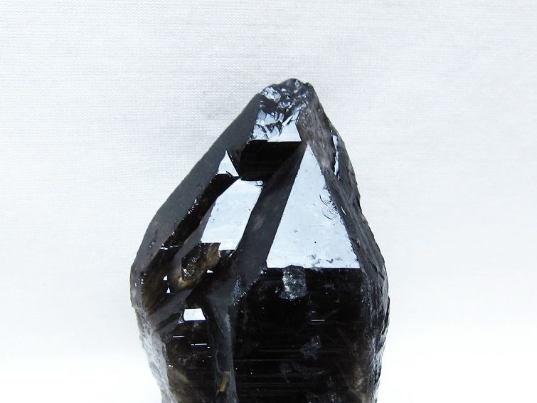 モリオン 原石 山東省産 黒水晶 原石 一点物 181-5651