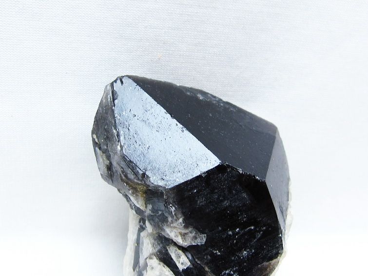 黒水晶 原石 山東省産 モリオン 原石 カルサイト付き 一点物 181-5693