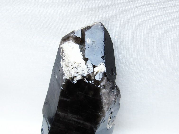 黒水晶 原石 山東省産 モリオン 原石 一点物 181-5767