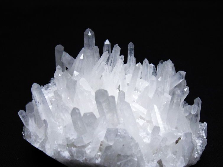 水晶 クラスター 四川省産 水晶 原石 一点物 182-6403