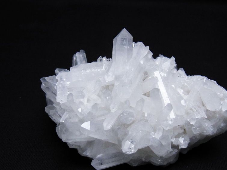 水晶 クラスター 四川省産 水晶 原石 一点物 182-6422