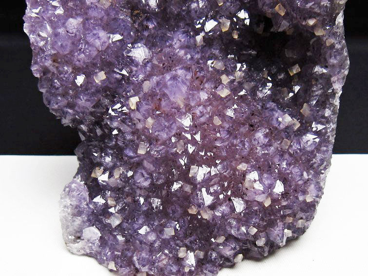 アメジスト クラスター ウルグアイ産 アメジスト 原石 amethyst カルサイト付き 花型 一点物 182-6667