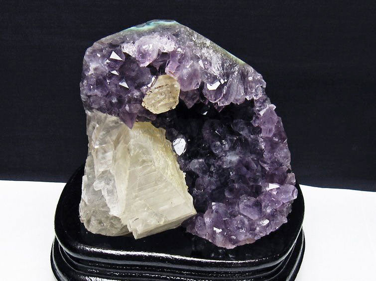 1.4Kg アメジスト クラスター ウルグアイ産 アメジスト 原石 amethyst 台座付属 カルサイト付き 一点物 182-6983