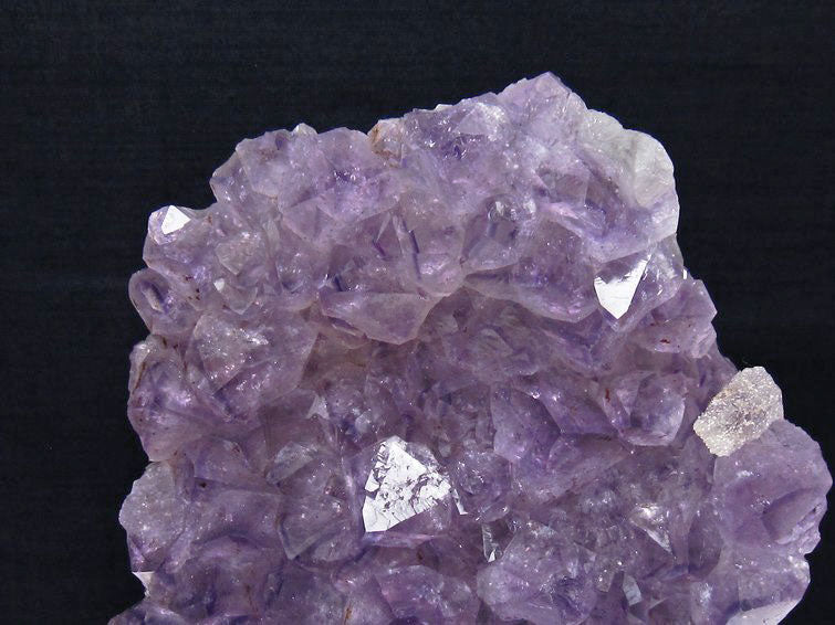 1.8Kg アメジスト クラスター ウルグアイ産 アメジスト 原石 amethyst 台座付属 一点物 182-6997