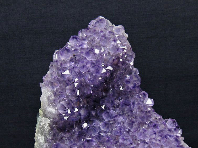 1.7Kg アメジスト クラスター ウルグアイ産 アメジスト 原石 amethyst 台座付属 花型 一点物 182-7083