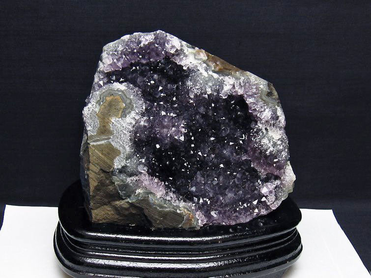 2Kg アメジスト クラスター ウルグアイ産 アメジスト 原石 amethyst 台座付属 花型 一点物 182-7086