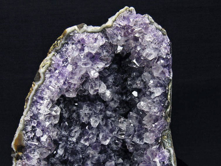 1Kg アメジスト クラスター ウルグアイ産 アメジスト 原石 amethyst 台座付属 花型 一点物 182-7130
