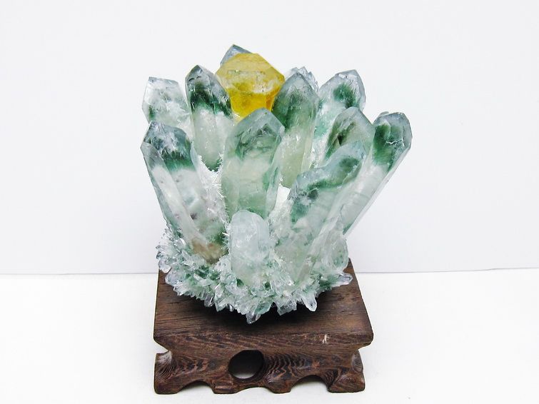 緑水晶 クラスター 原石 置物 台座付属 一点物 182-7352