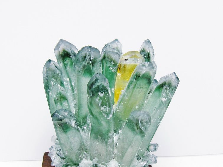 緑水晶 クラスター 原石 台座付属 一点物 182-7365