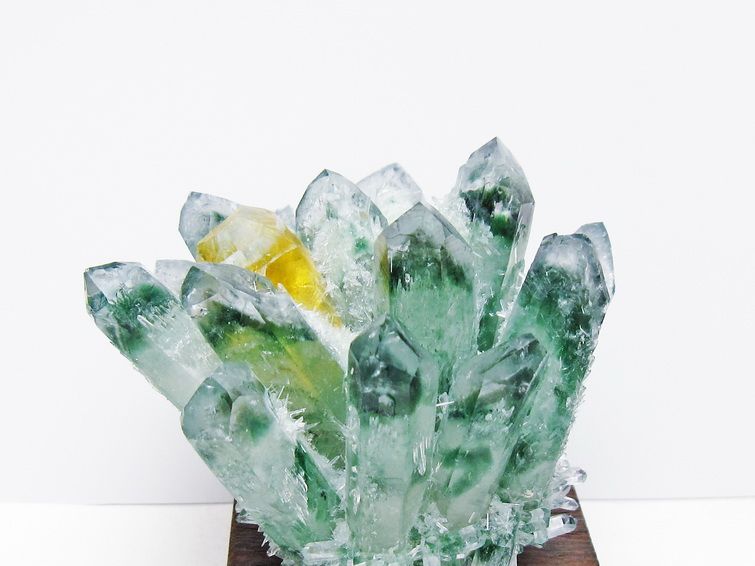 緑水晶 クラスター 原石 台座付属 一点物 182-7366