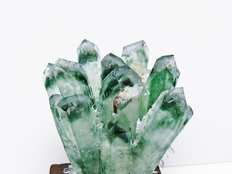 緑水晶 クラスター 原石 台座付属 一点物 182-7367