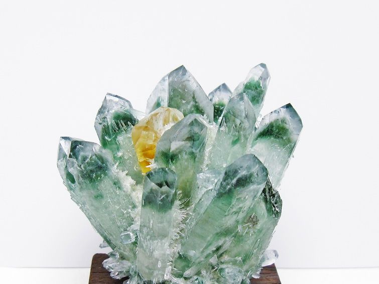 緑水晶 クラスター 原石 台座付属 一点物 182-7370
