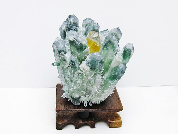 緑水晶 クラスター 原石 台座付属 一点物 182-7377