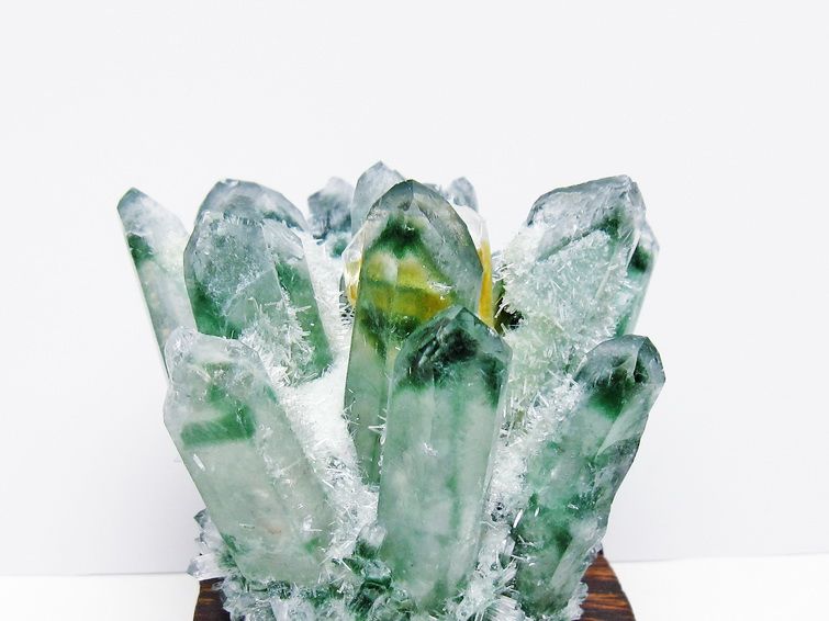 緑水晶 クラスター 原石 台座付属 一点物 182-7385
