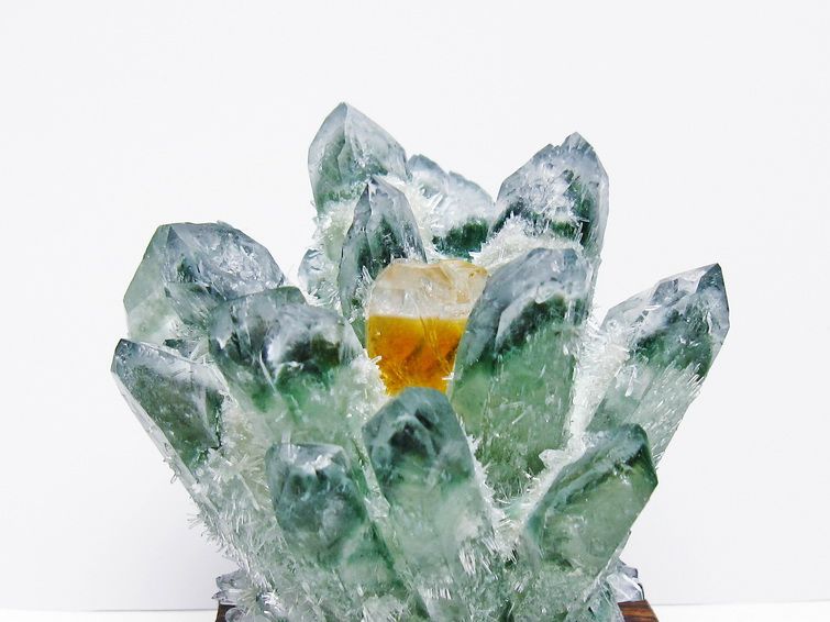 緑水晶 クラスター 原石 台座付属 一点物 182-7387