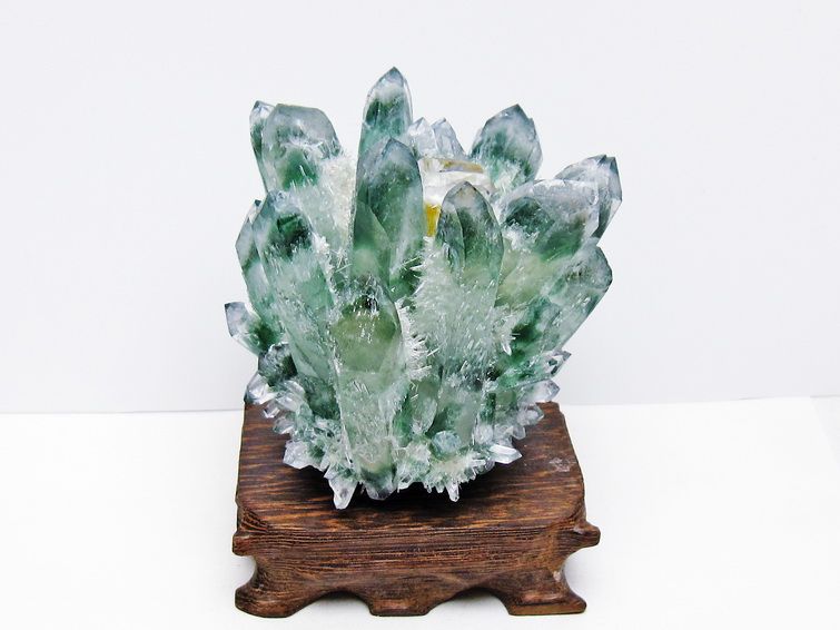緑水晶 クラスター 原石 台座付属 一点物 182-7393