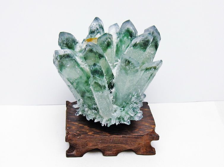 緑水晶 クラスター 原石 台座付属 一点物 182-7402