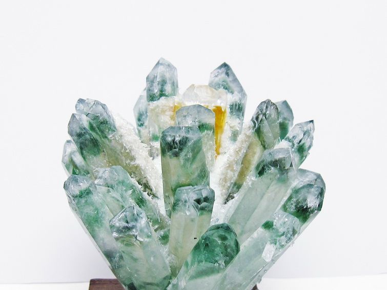 緑水晶 クラスター 原石 台座付属 一点物 182-7419