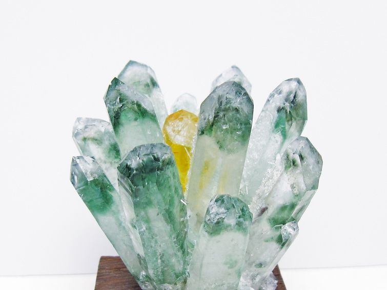 緑水晶 クラスター 原石 台座付属 一点物 182-7441