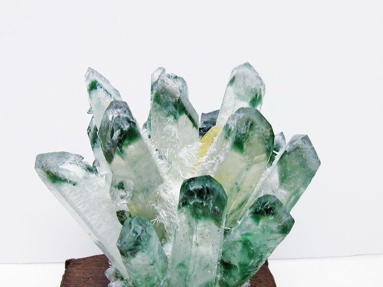 緑水晶 クラスター 原石 台座付属 一点物 182-7467