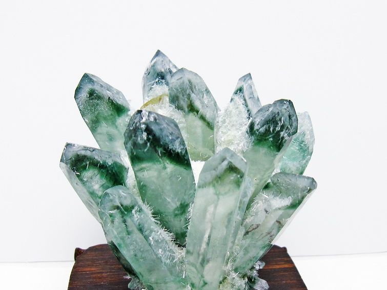 緑水晶 クラスター 原石 台座付属 一点物 182-7475