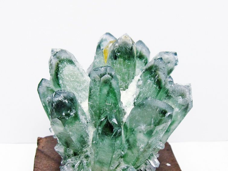 緑水晶 クラスター 原石 台座付属 一点物 182-7504