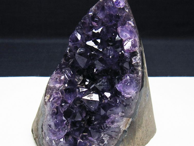アメジスト クラスター 原石 ウルグアイ産 amethyst 一点物 182-7602
