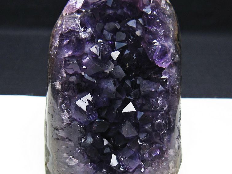 アメジスト クラスター 原石 ウルグアイ産 amethyst 一点物 182-7647