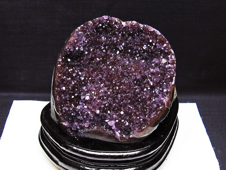 1.7Kg アメジスト クラスター ウルグアイ産 原石 amethyst 一点物 台座付属 182-7953