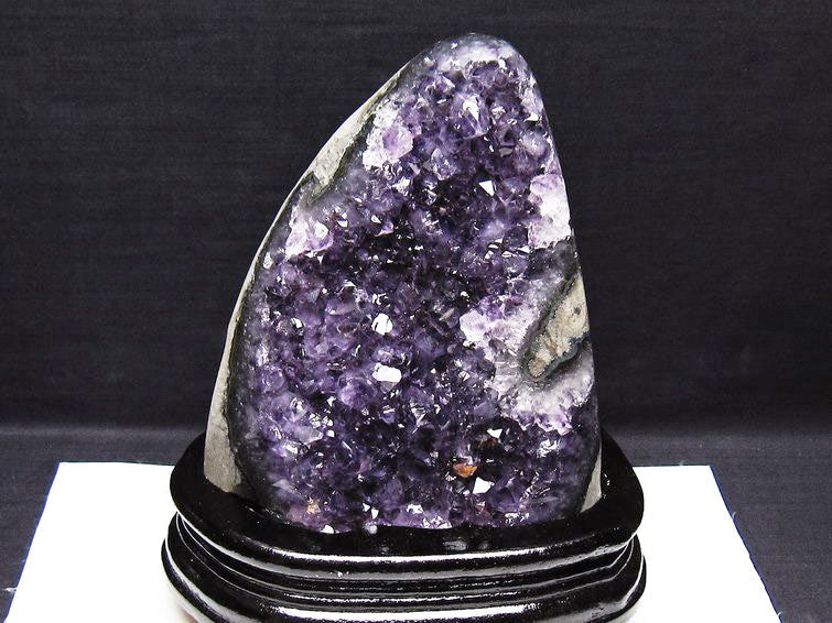 1.7Kg アメジスト クラスター ウルグアイ産 原石 amethyst 一点物 台座付属 182-7955
