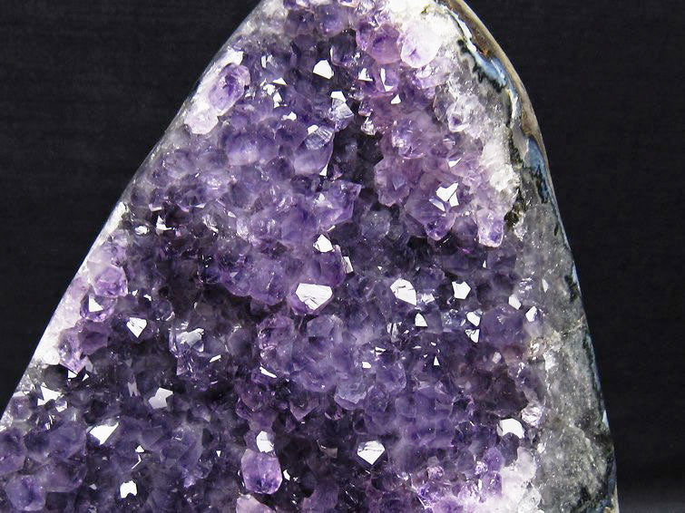 1.9Kg アメジスト クラスター ウルグアイ産 原石 amethyst 一点物 台座付属 182-7956