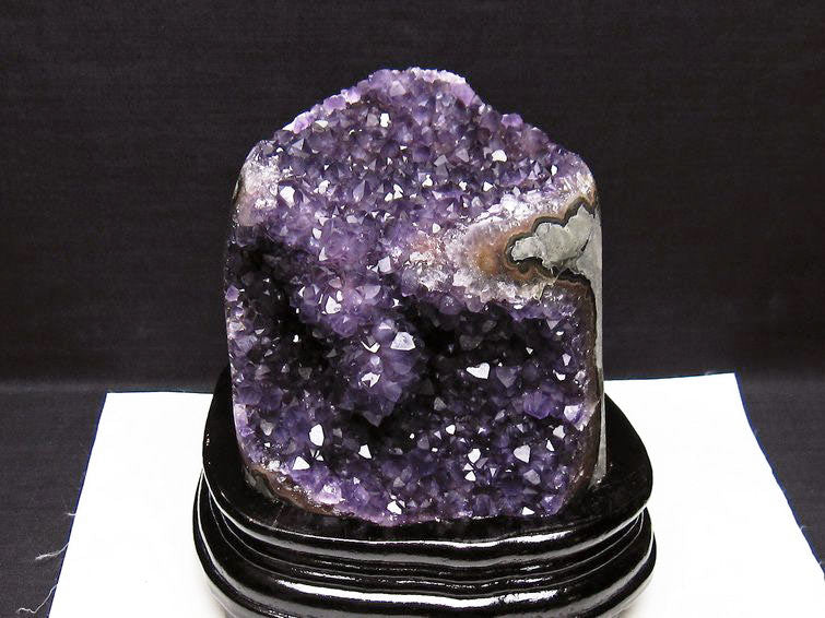 1.8Kg アメジスト クラスター ウルグアイ産 原石 amethyst 一点物 台座付属 182-7993